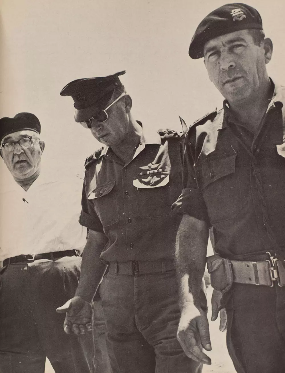 Israel at War: June 5-10, 1967 A Pictorial Record.