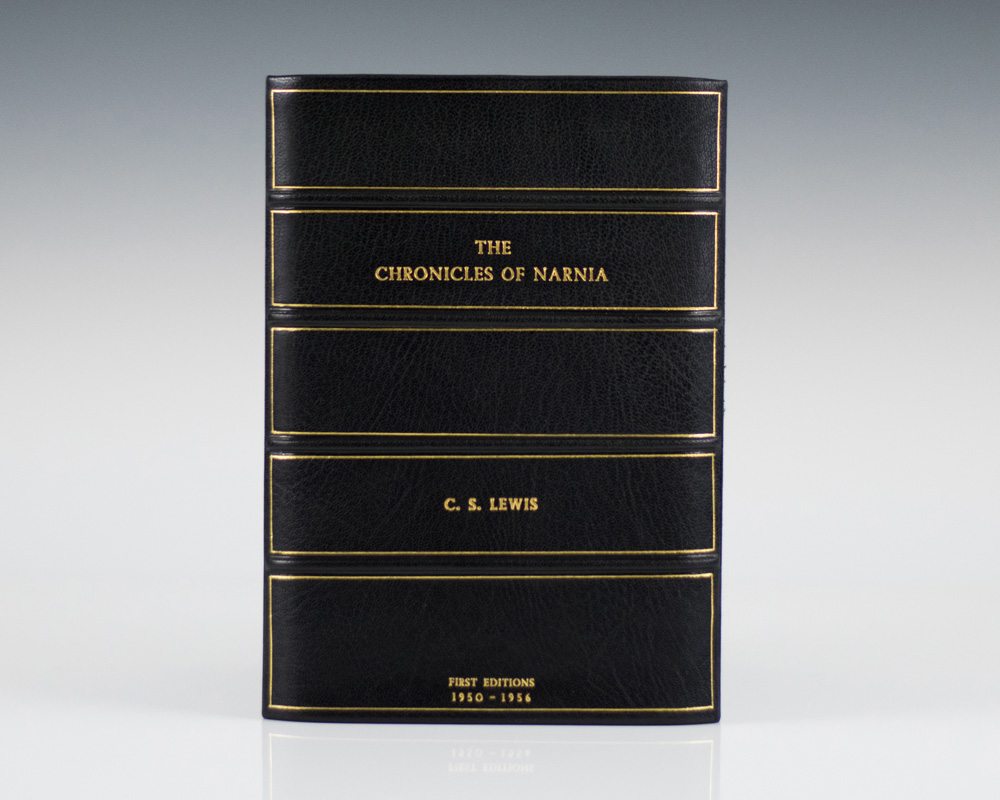 The Chronicles of Narnia Set: The Lion the Witch and The Wardrobe, Prince Caspian, The Voyage of the Dawn Treader, The Silver Chair, The Horse and His Boy, The Magician's Nephew, The Last Battle. - Image 10