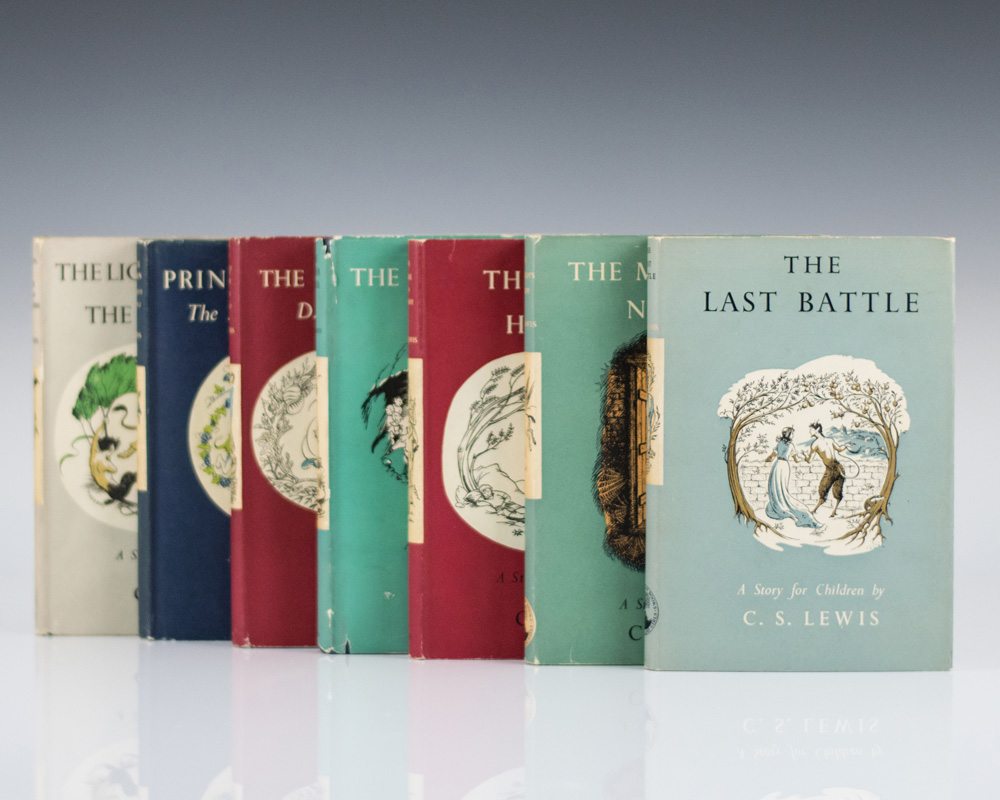 The Chronicles of Narnia Set: The Lion the Witch and The Wardrobe, Prince Caspian, The Voyage of the Dawn Treader, The Silver Chair, The Horse and His Boy, The Magician's Nephew, The Last Battle. - Image 2
