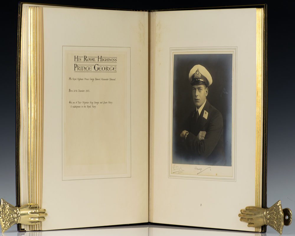 The Portraits. - Image 5