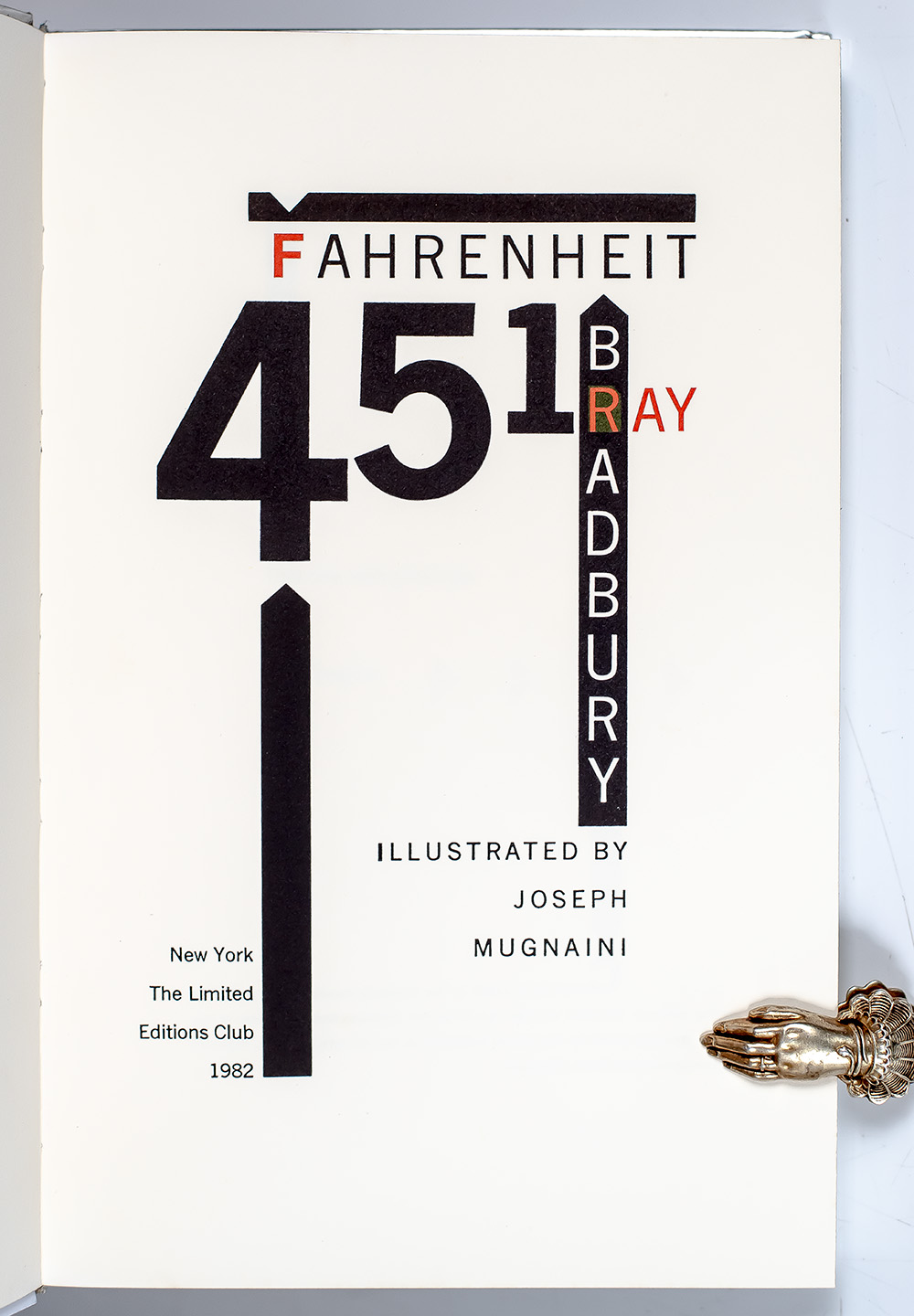 Fahrenheit 451.