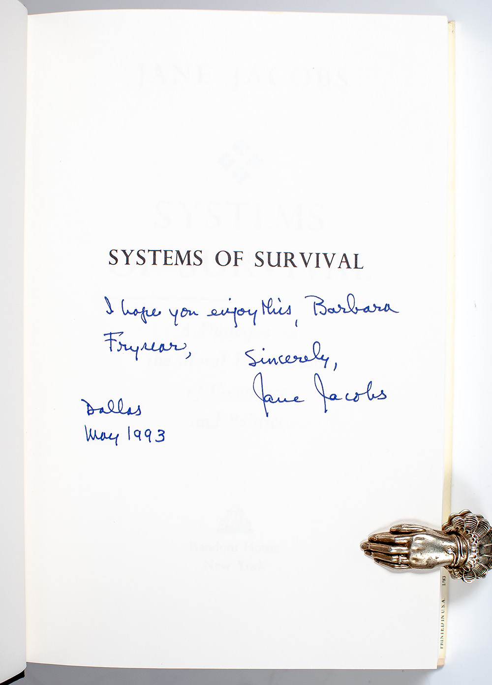 Systems of Survival: A Dialogue on the Moral Foundations of Commerce and Politics.