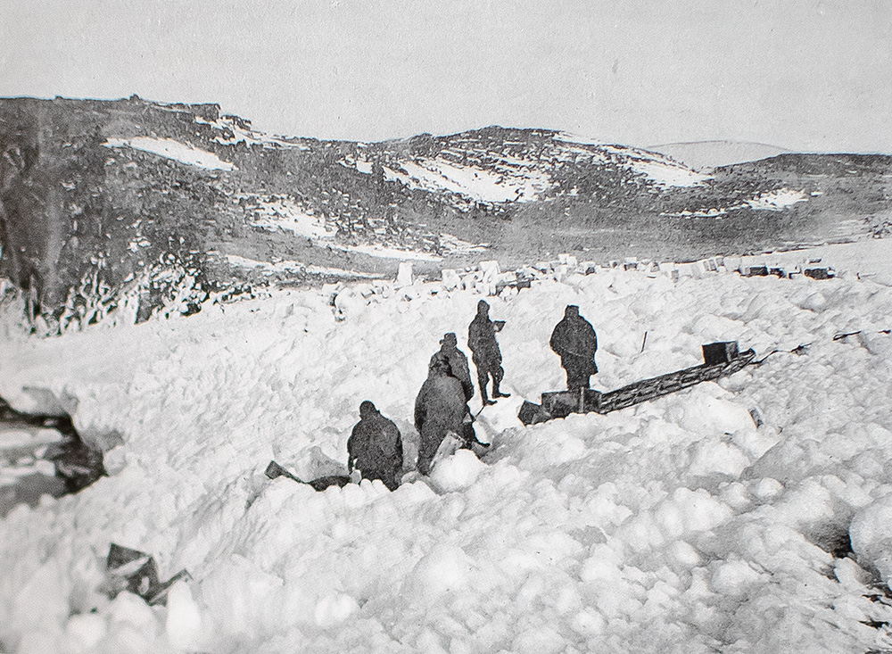 The Heart of the Antarctic: Being the Story of the British Antarctic Expedition 1907-1909 by E.H. Shackleton, C.V.O.