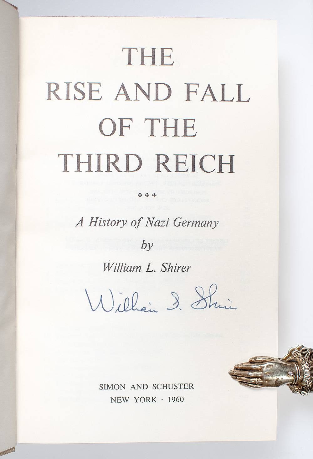 The Rise And Fall Of The Third Reich: A History of Nazi Germany.