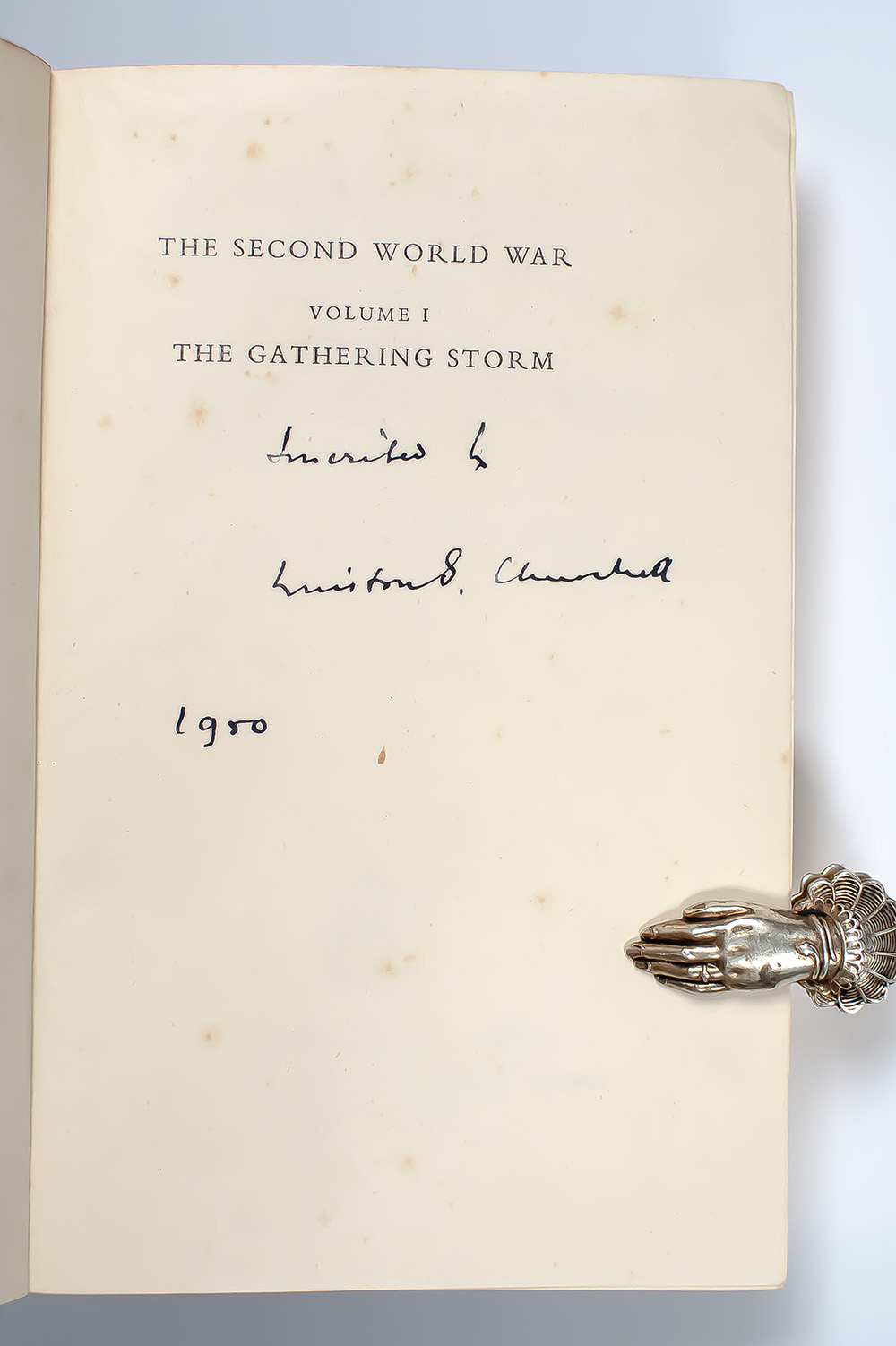 The Second World War: The Gathering Storm; Their Finest Hour; The Grand Alliance; The Hinge of Fate; Closing the Ring; Triumph and Tragedy.