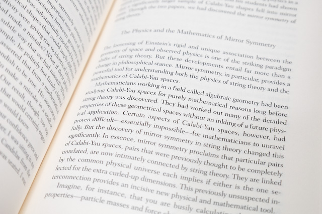 The Elegant Universe: Superstrings, Hidden Dimensions, and the Quest for the Ultimate Theory.