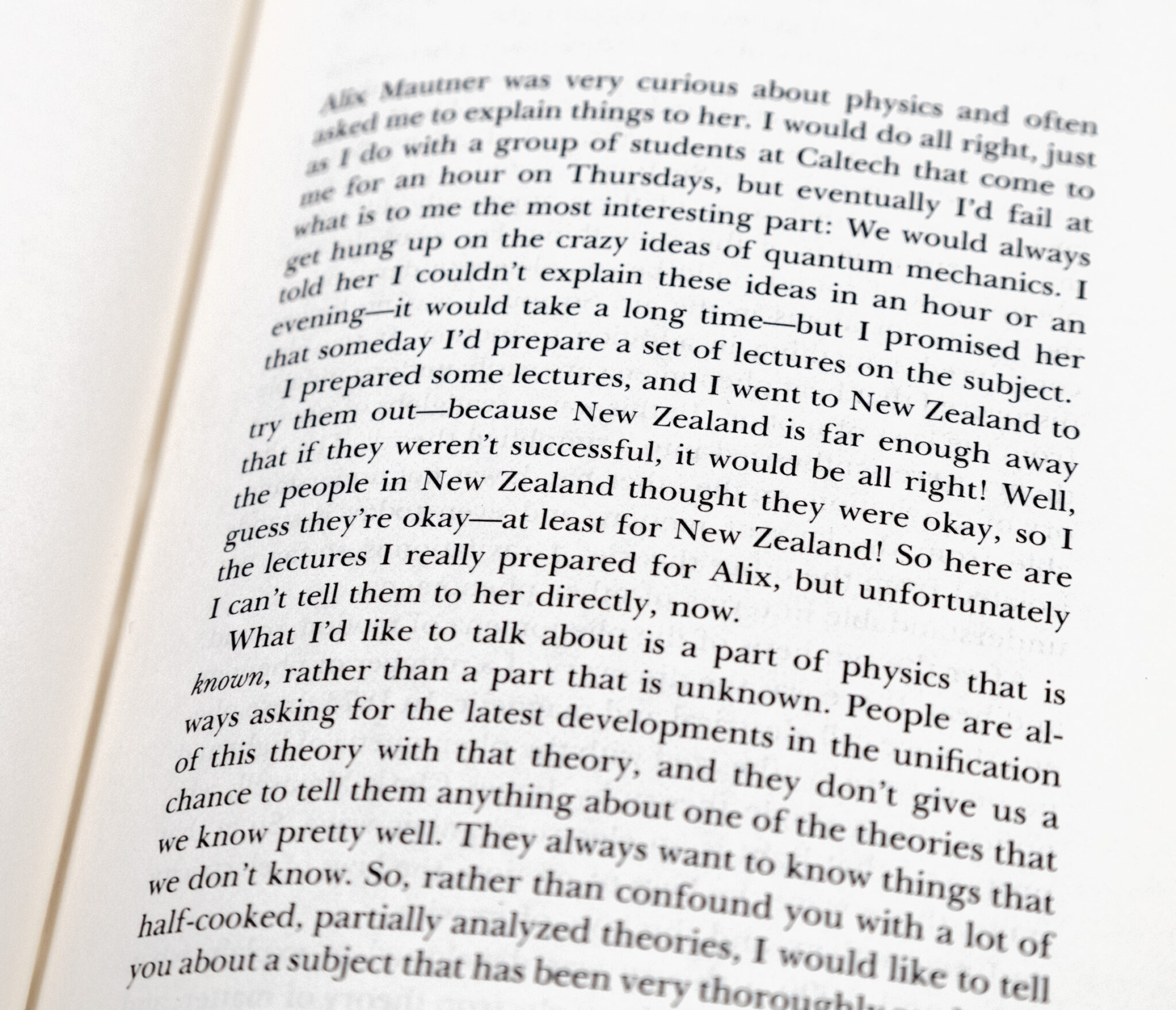 QED: The Strange Theory of Light and Matter.