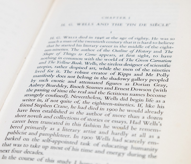 The Early H.G. Wells: A Study of the Scientific Romances.