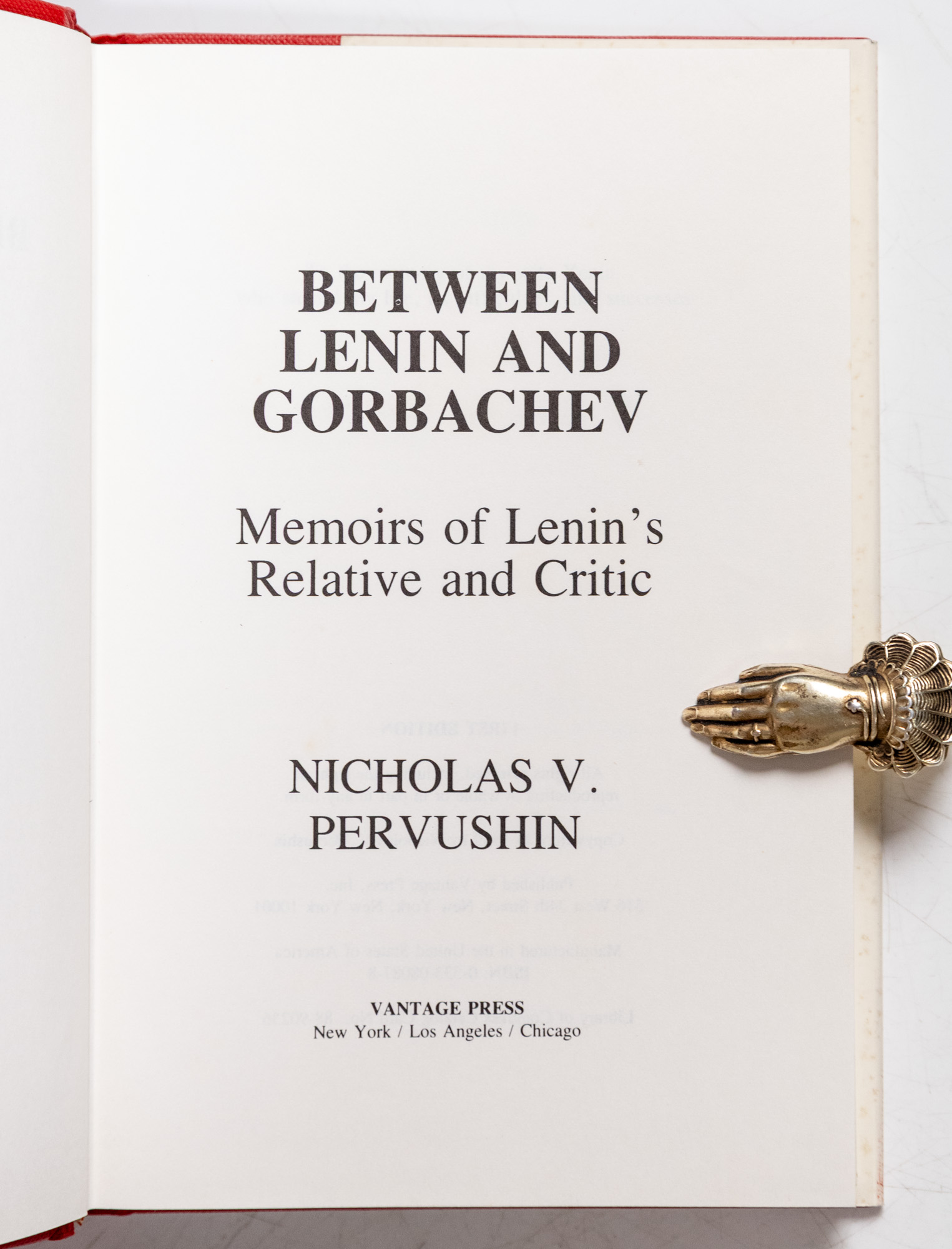 Between Lenin and Gorbachev: Memoirs of Lenin's Relative and Critic.