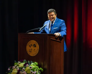 In the News: Fox News anchor Bret Baier to appear May 8 at Palm Beach bookstore.