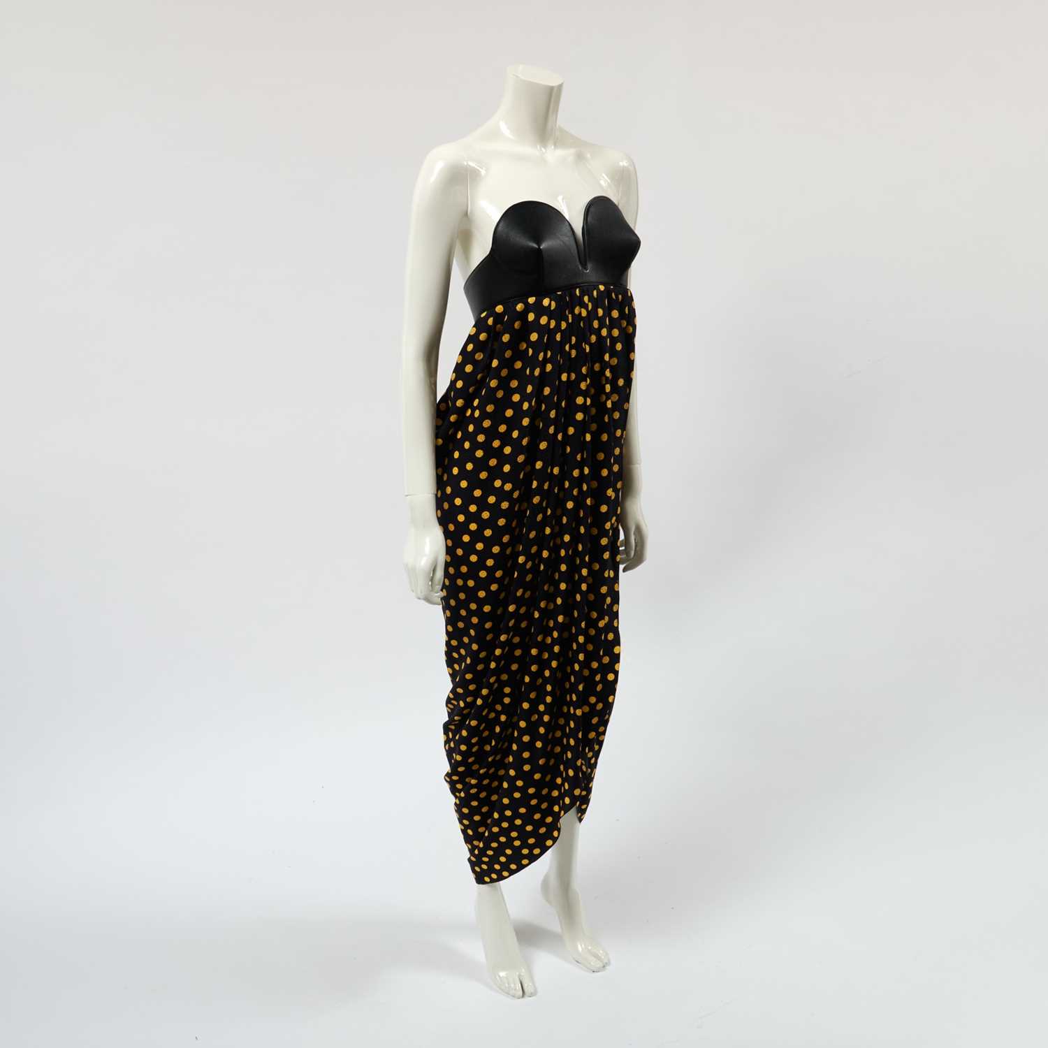 Julianne Moore Alaia Dress Worn at the 2022 Venice International Film Festival. - Image 2