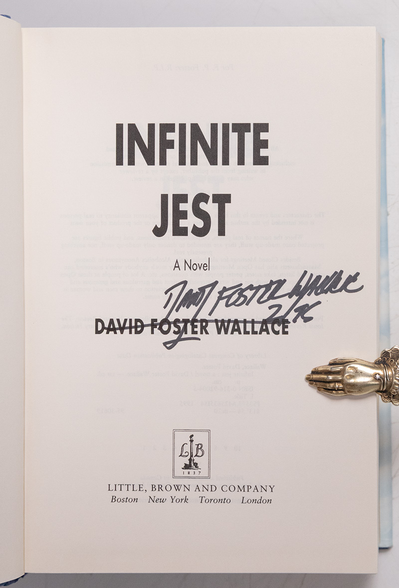Infinite Jest: A Novel.
